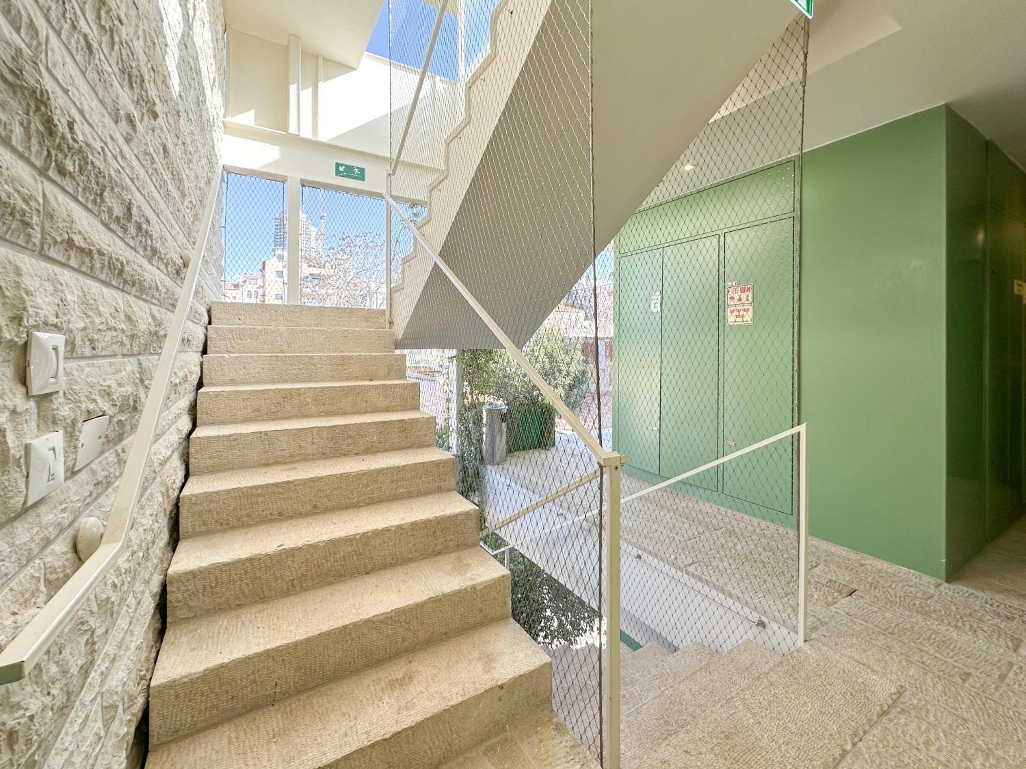The J - Luxury Apartments By Localz Ierusalim Exterior foto